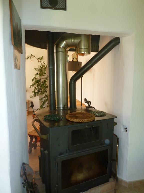 Le Val Leron Bed and Breakfast Valaurie Exteriör bild